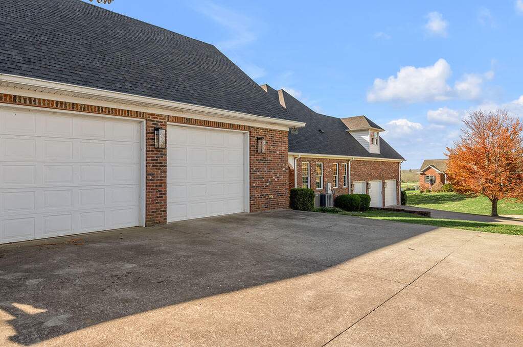 4 Bedroom Single Family Home/House's Image 67