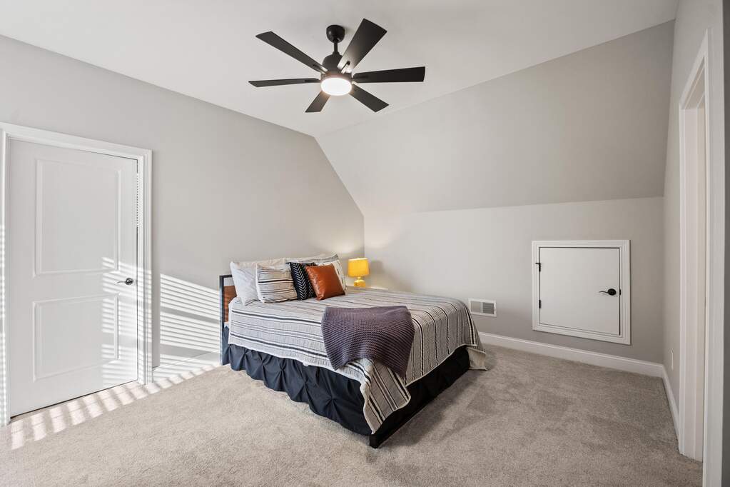 4 Bedroom Single Family Home/House's Image 18