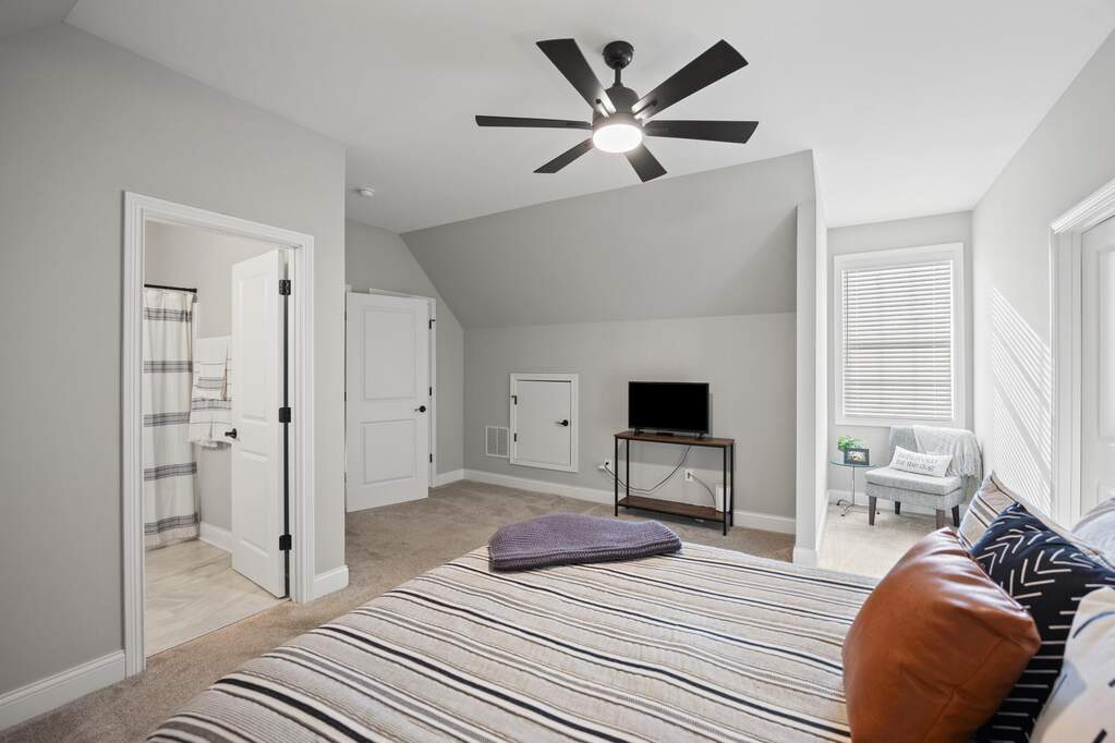 4 Bedroom Single Family Home/House's Image 19