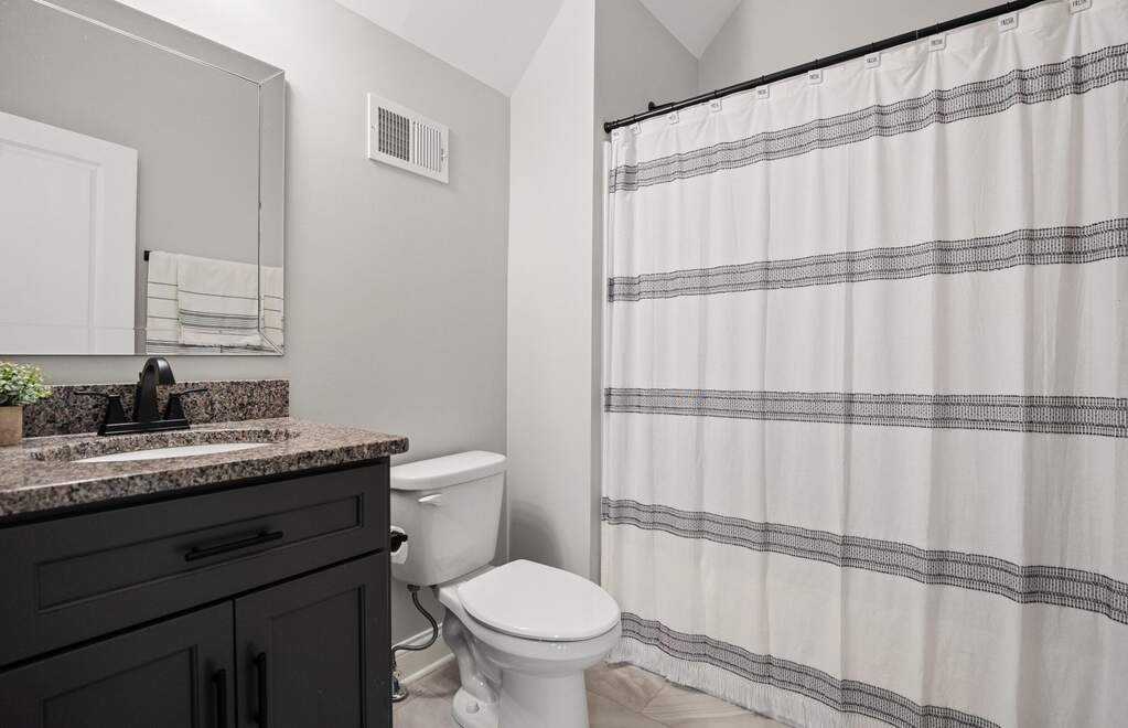4 Bedroom Single Family Home/House's Image 20