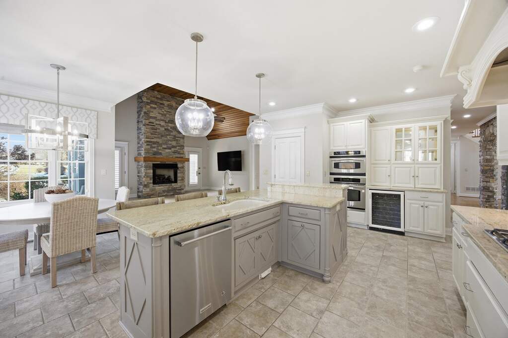 4 Bedroom Single Family Home/House's Image 17