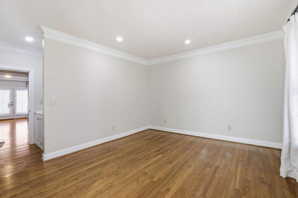 4 Bedroom Single Family Home/House's Image 28