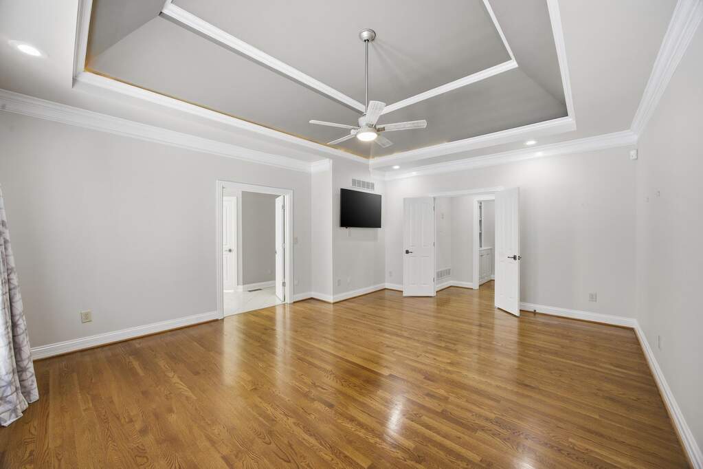 4 Bedroom Single Family Home/House's Image 32