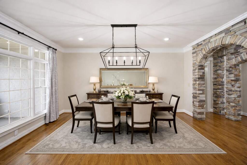 4 Bedroom Single Family Home/House's Image 5