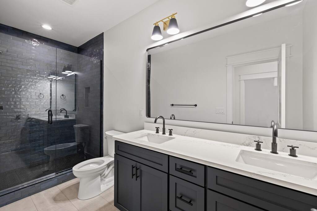 4 Bedroom Single Family Home/House's Image 27