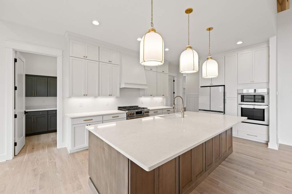 4 Bedroom Single Family Home/House's Image 4