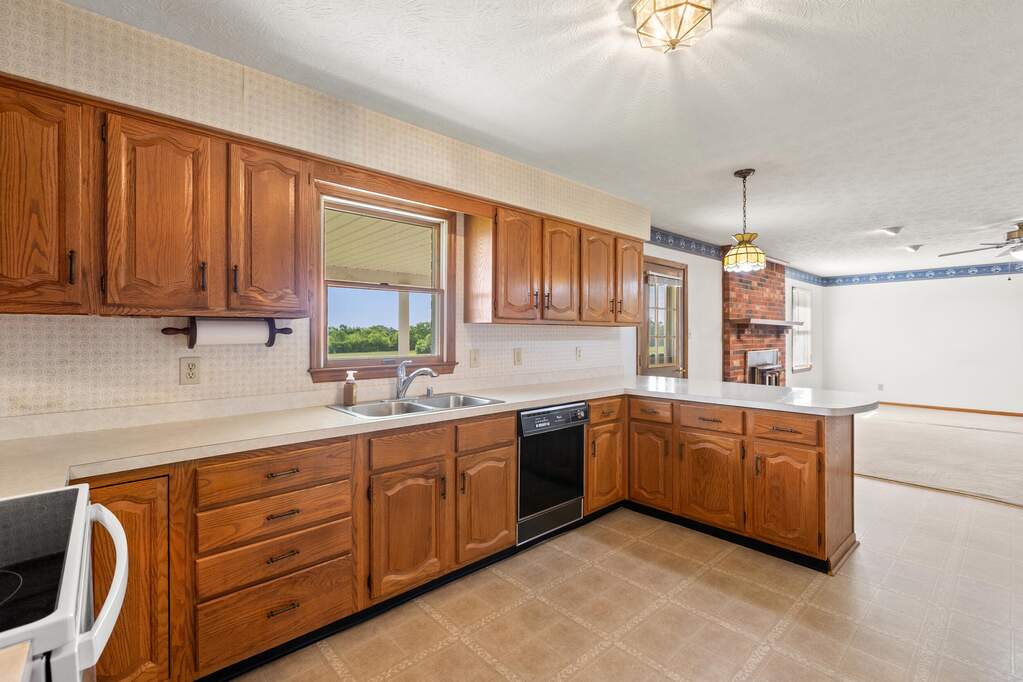 3 Bedroom Single Family Home/House's Image 10