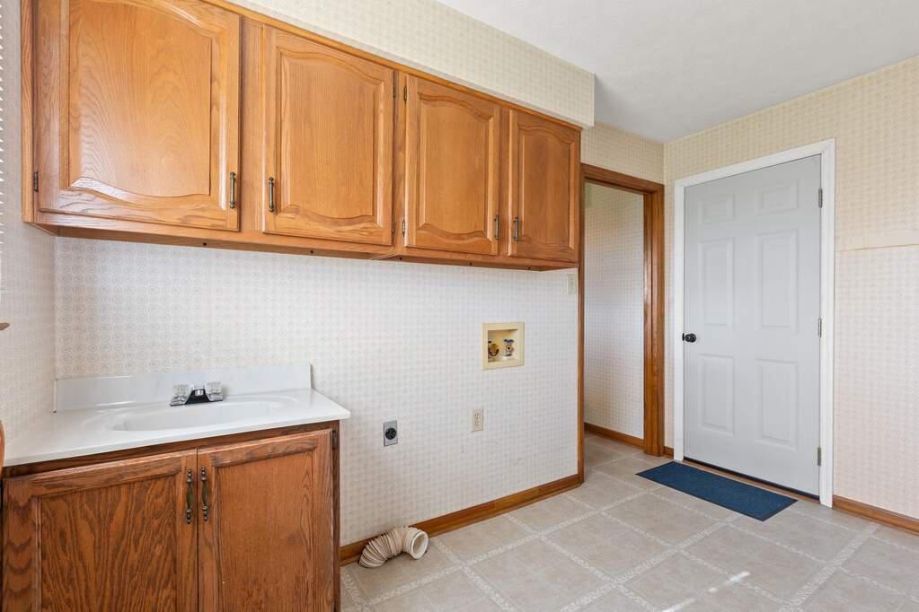 3 Bedroom Single Family Home/House's Image 12