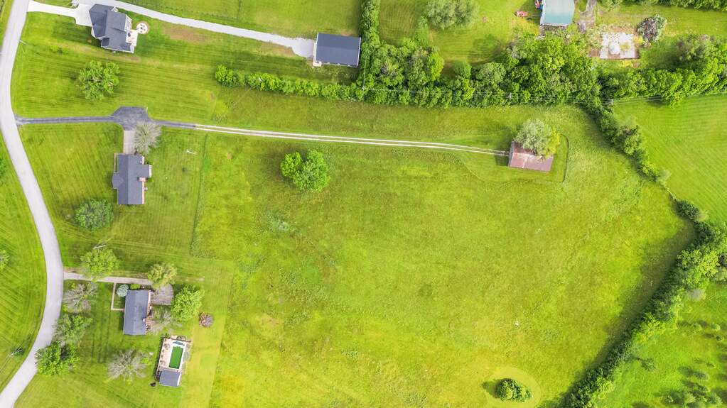 3 Bedroom Single Family Home/House's Image 34