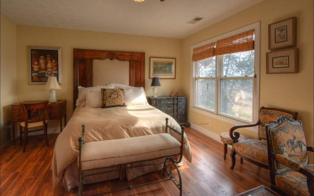 5 Bedroom Single Family Home/House's Image 18