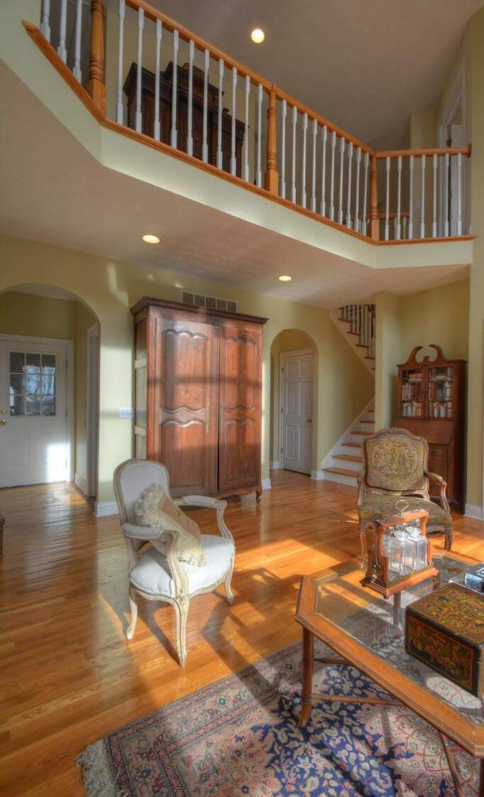5 Bedroom Single Family Home/House's Image 26