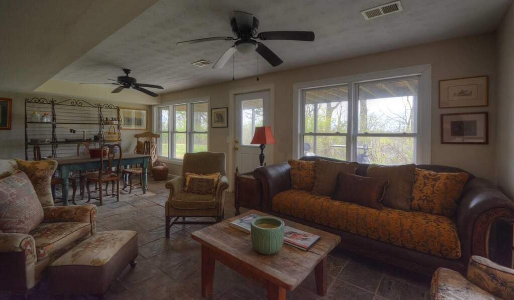 5 Bedroom Single Family Home/House's Image 28