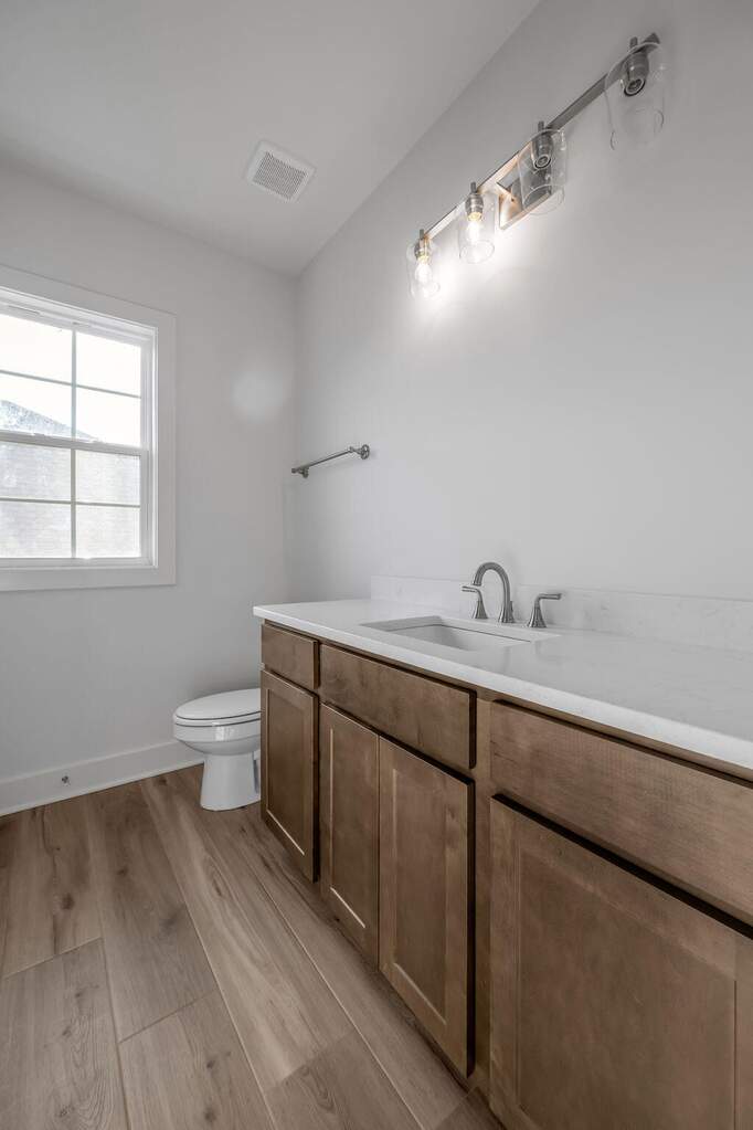 4 Bedroom Single Family Home/House's Image 14