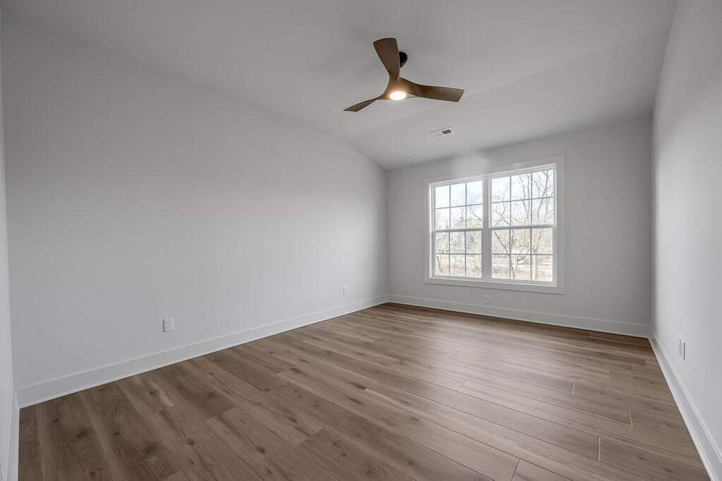 4 Bedroom Single Family Home/House's Image 16