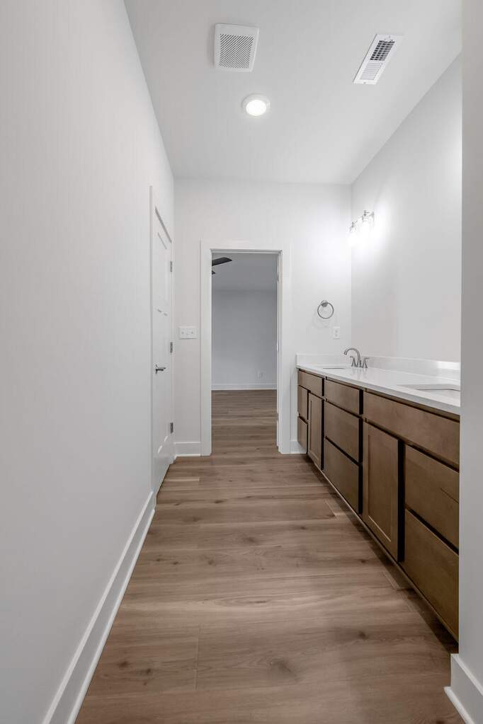 4 Bedroom Single Family Home/House's Image 19