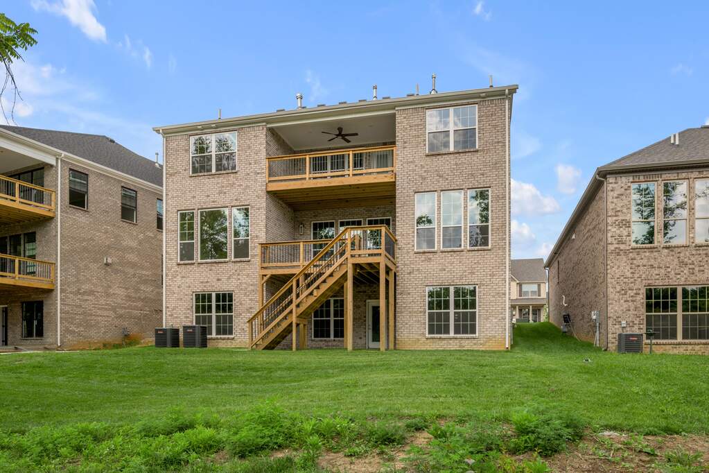 4 Bedroom Single Family Home/House's Image 31