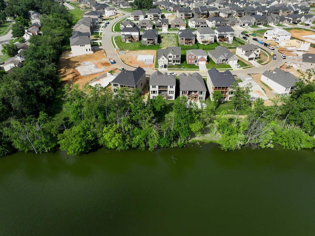 4 Bedroom Single Family Home/House's Image 36