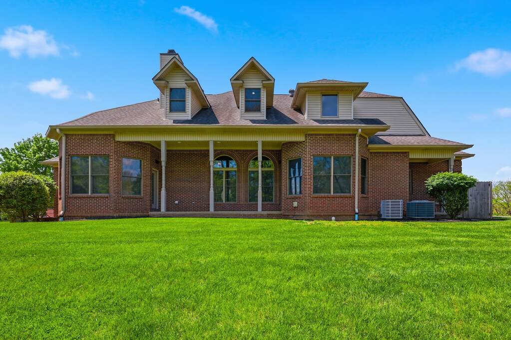 5 Bedroom Single Family Home/House's Image 41