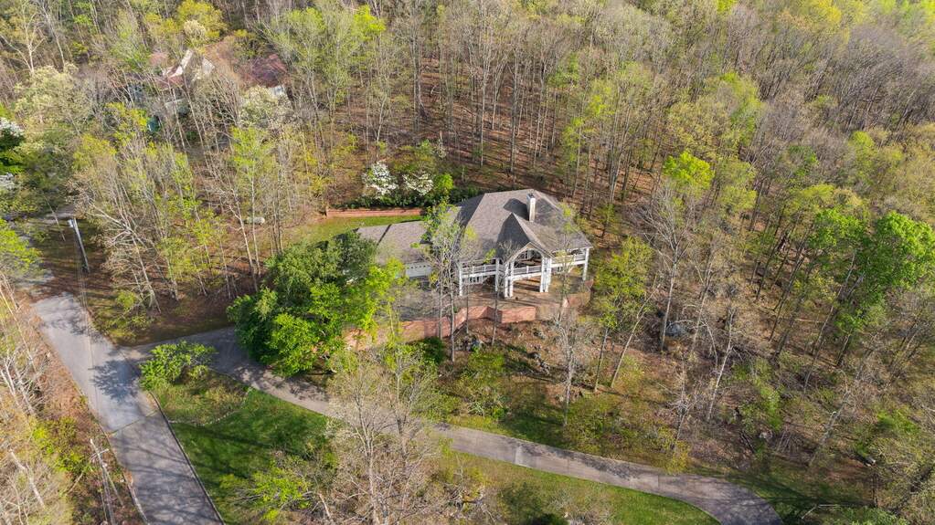 5 Bedroom Single Family Home/House's Image 46