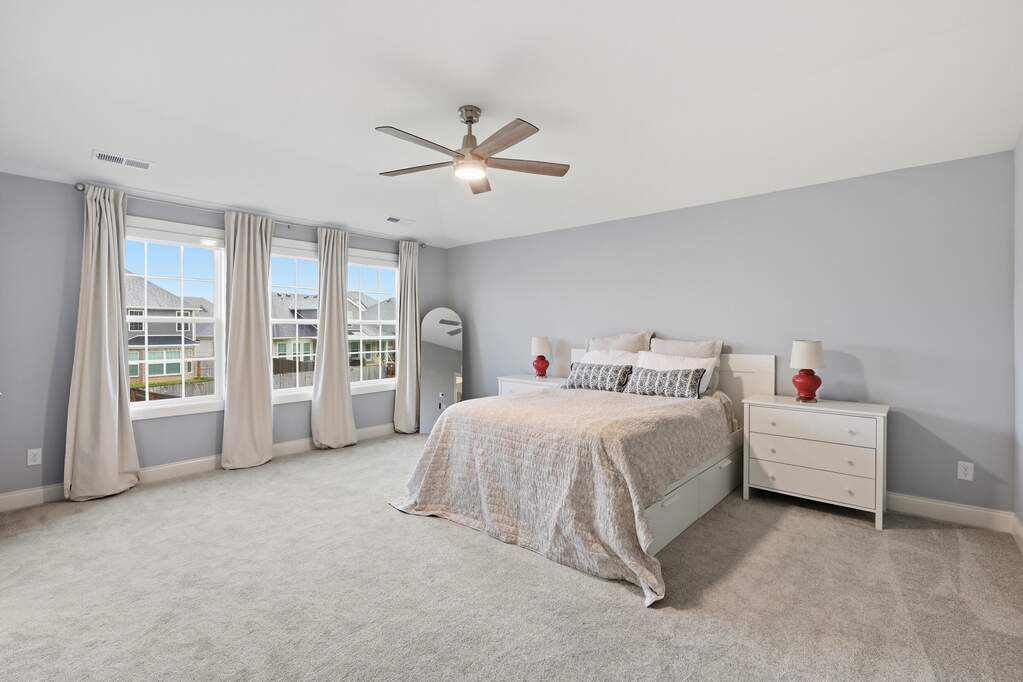 5 Bedroom Single Family Home/House's Image 20