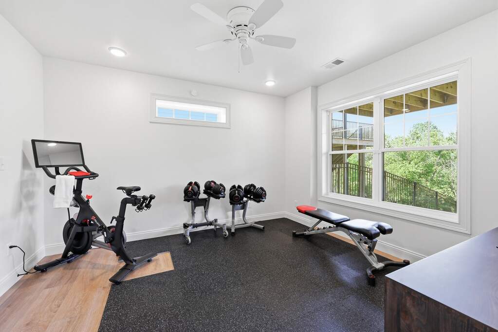 5 Bedroom Single Family Home/House's Image 29