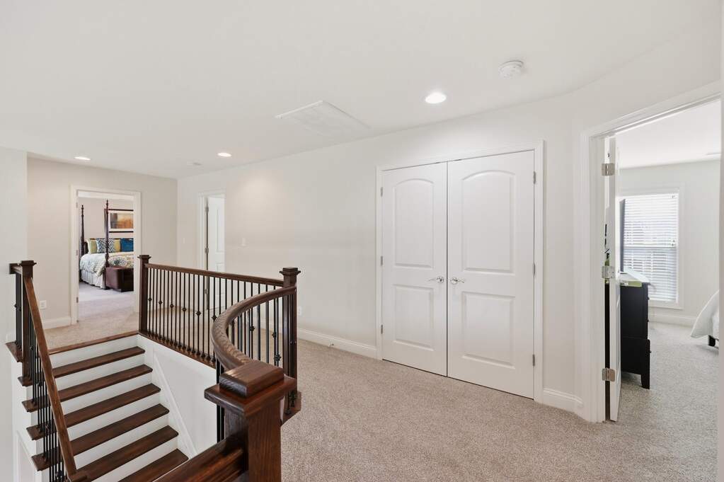5 Bedroom Single Family Home/House's Image 18
