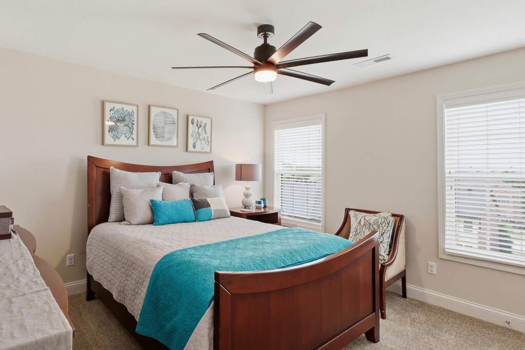 5 Bedroom Single Family Home/House's Image 25