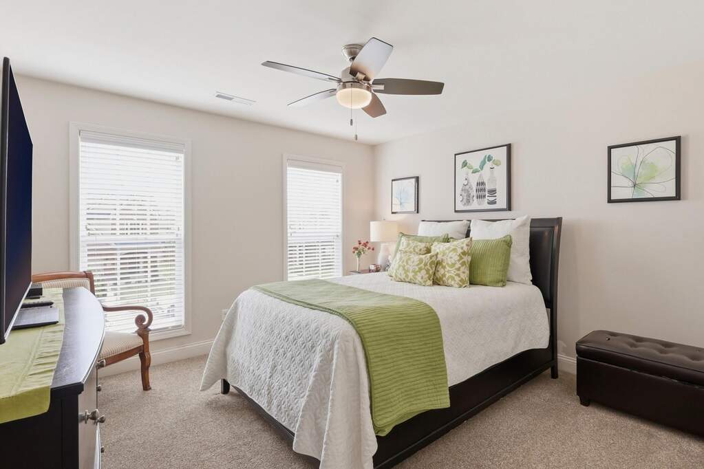 5 Bedroom Single Family Home/House's Image 27