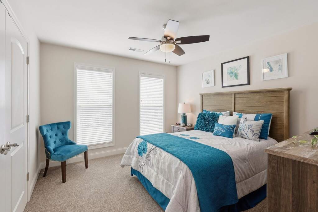 5 Bedroom Single Family Home/House's Image 28