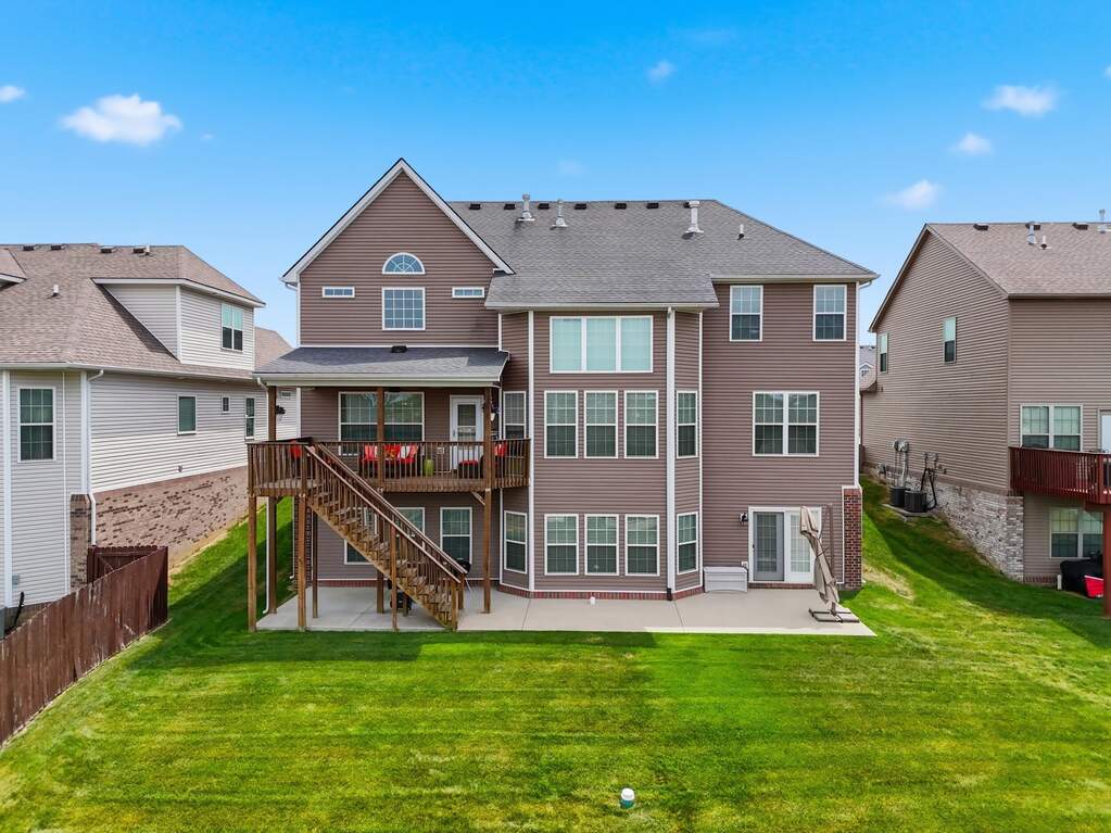5 Bedroom Single Family Home/House's Image 37