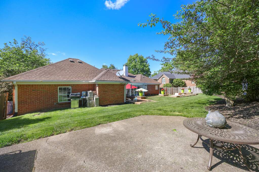 3 Bedroom Single Family Home/House's Image 38