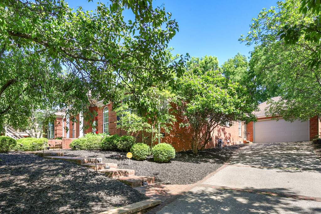 3 Bedroom Single Family Home/House's Image 39