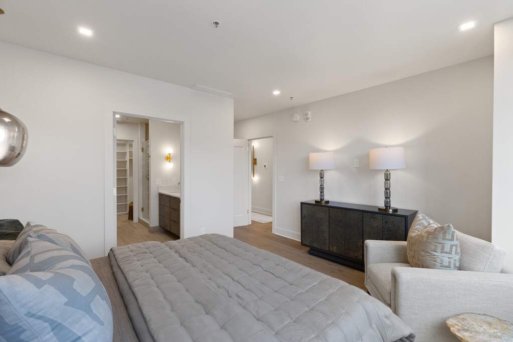 2 Bedroom Apartment/Flat's Image 25