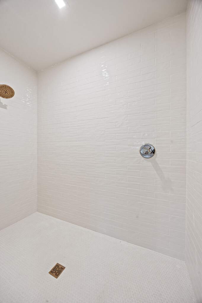 2 Bedroom Apartment/Flat's Image 7
