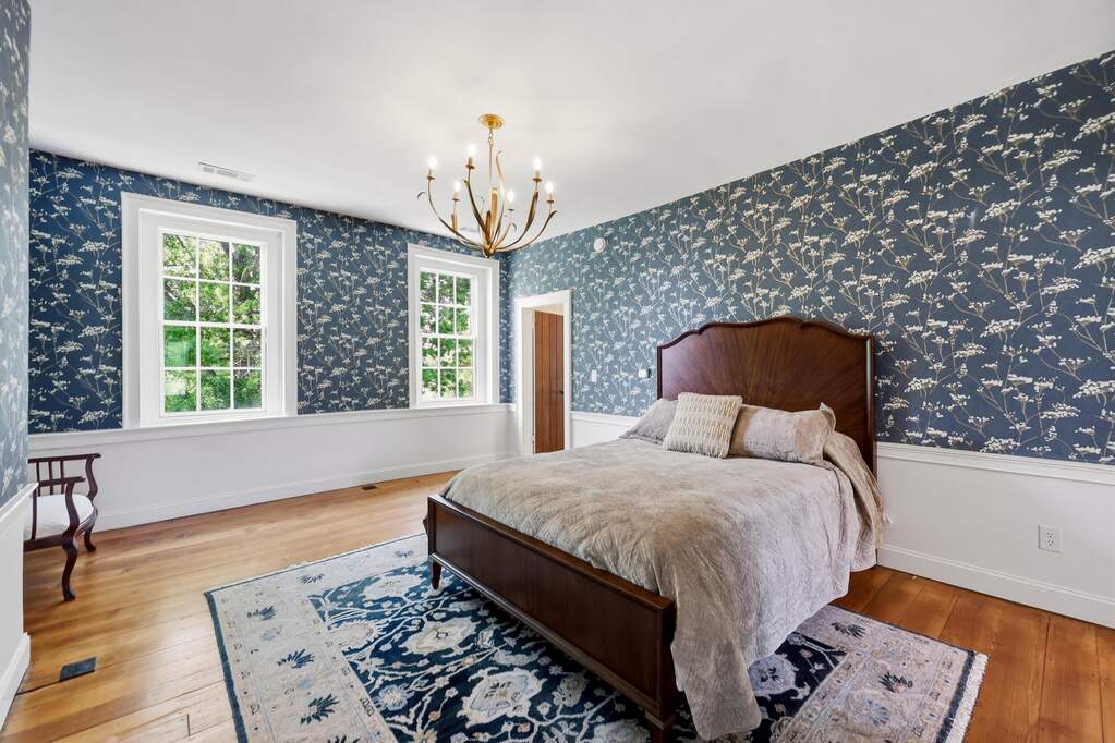 5 Bedroom Single Family Home/House's Image 31