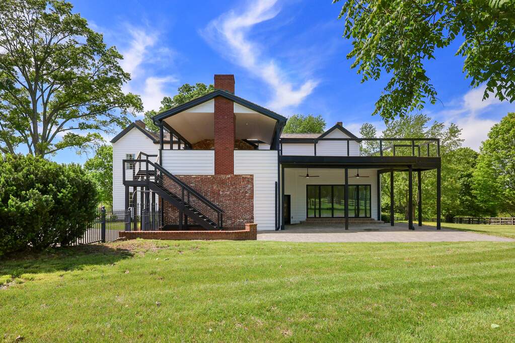 5 Bedroom Single Family Home/House's Image 52