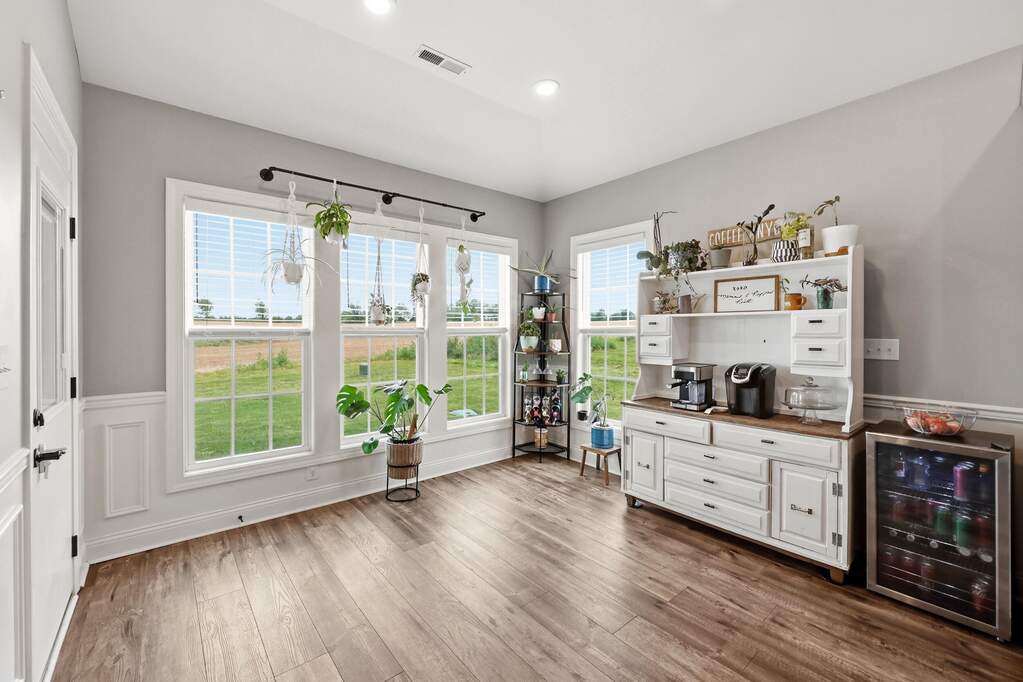 4 Bedroom Single Family Home/House's Image 12
