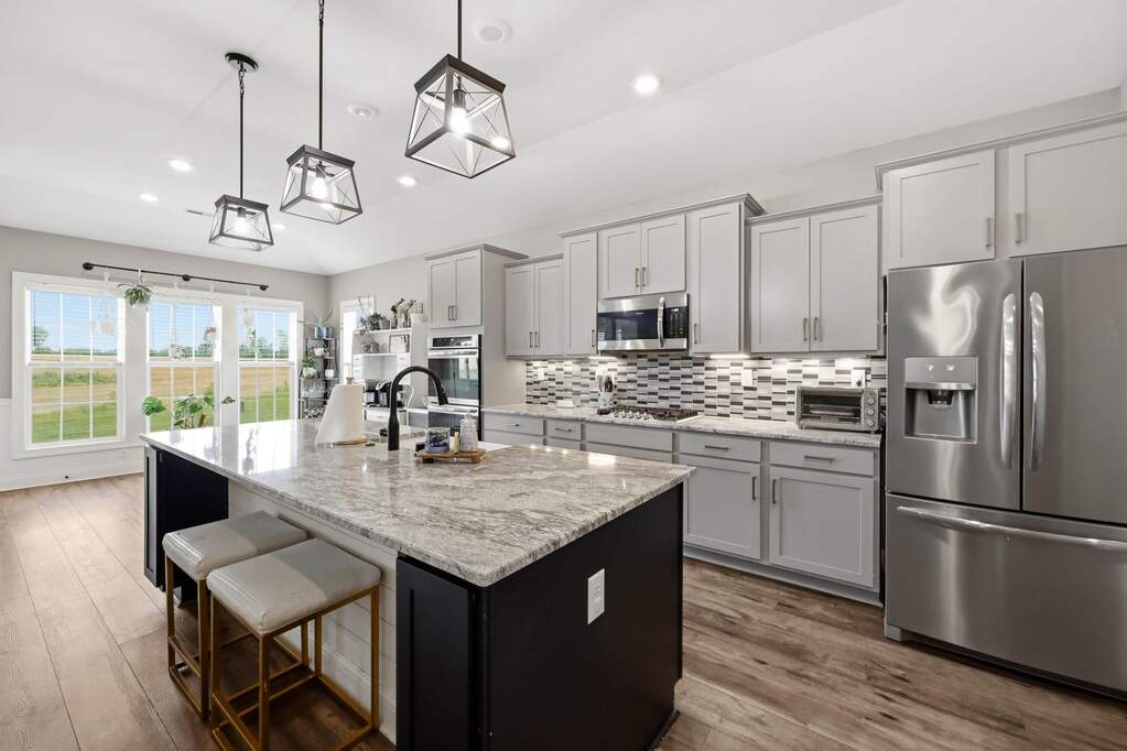 4 Bedroom Single Family Home/House's Image 18