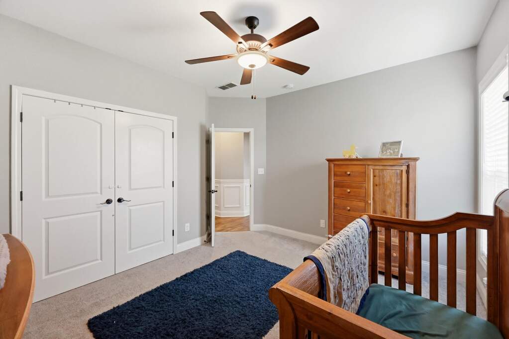 4 Bedroom Single Family Home/House's Image 28