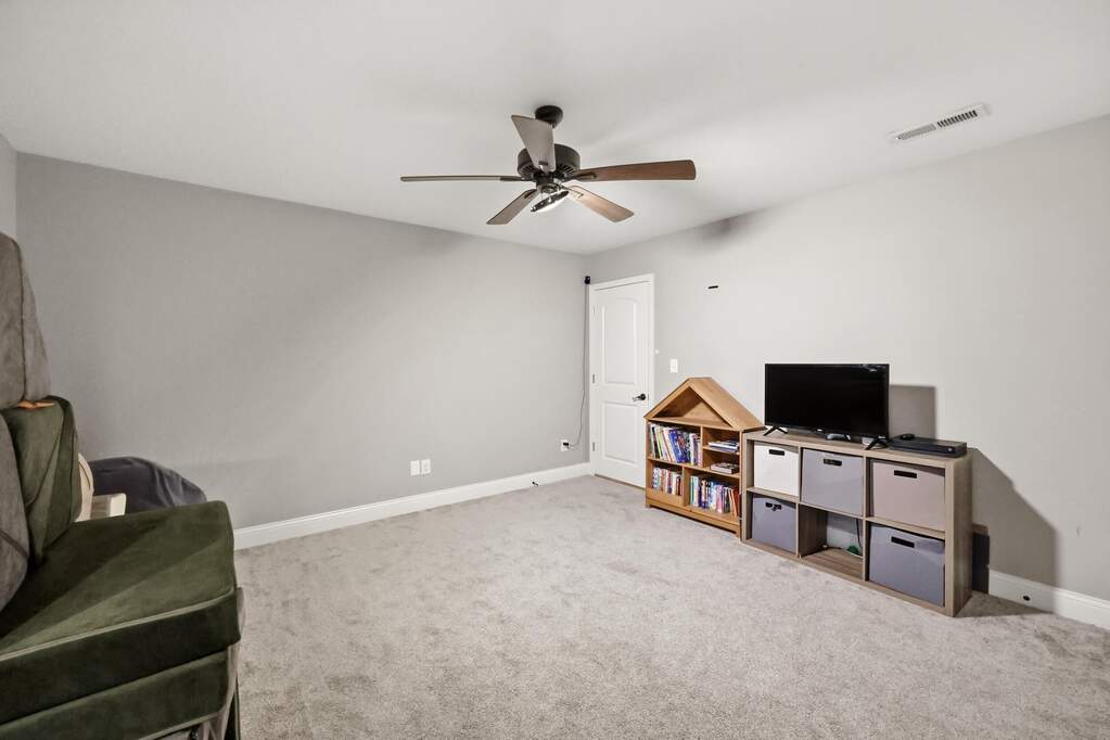 4 Bedroom Single Family Home/House's Image 31