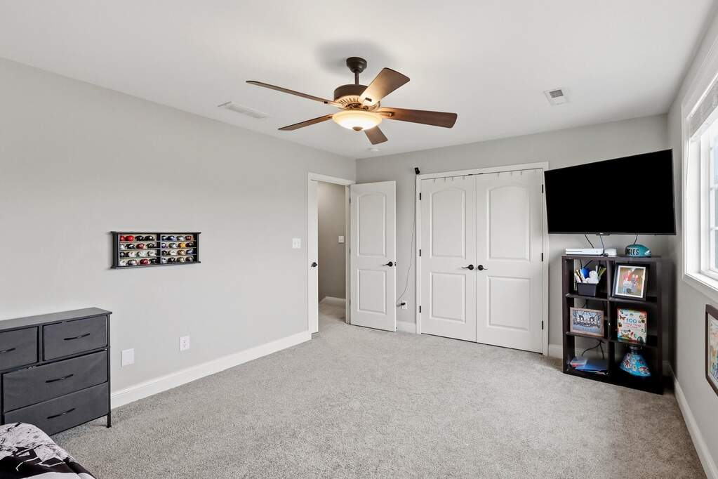 4 Bedroom Single Family Home/House's Image 35