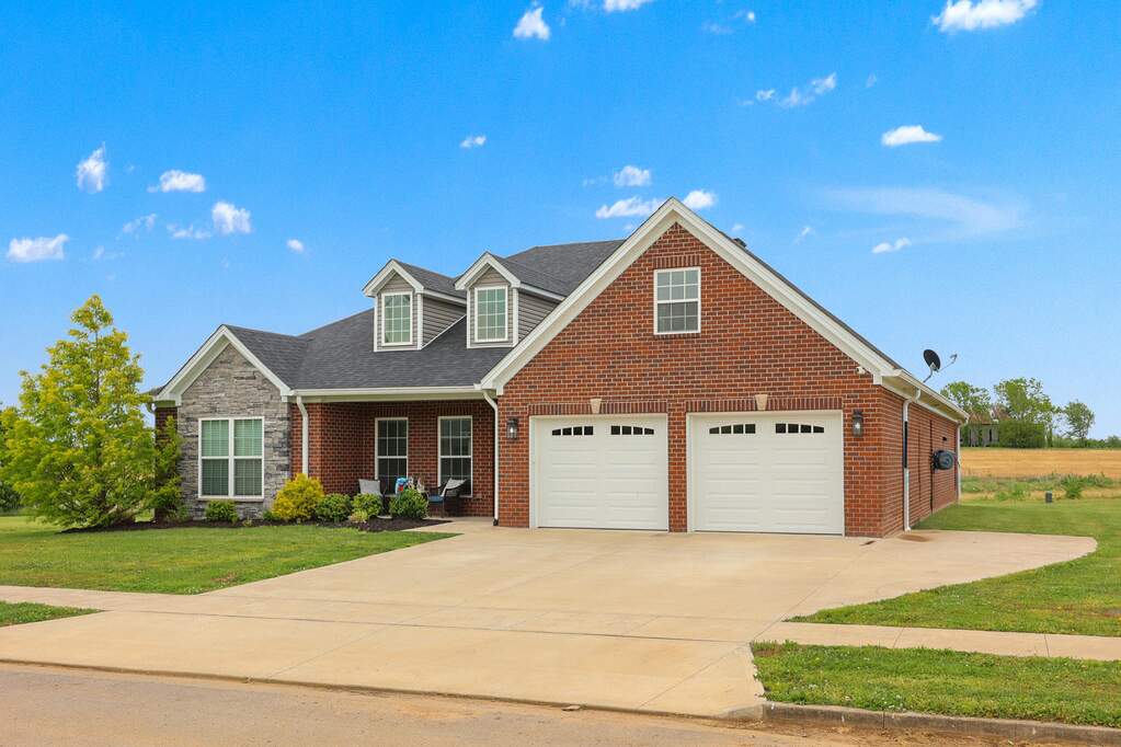 4 Bedroom Single Family Home/House's Image 43