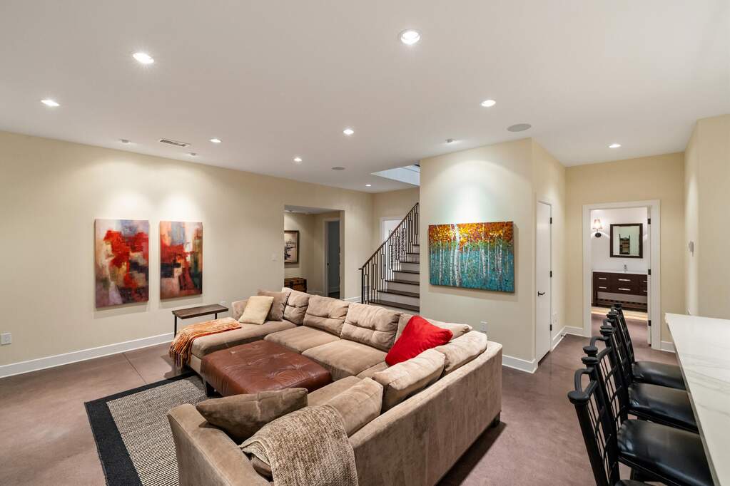 4 Bedroom Single Family Home/House's Image 29