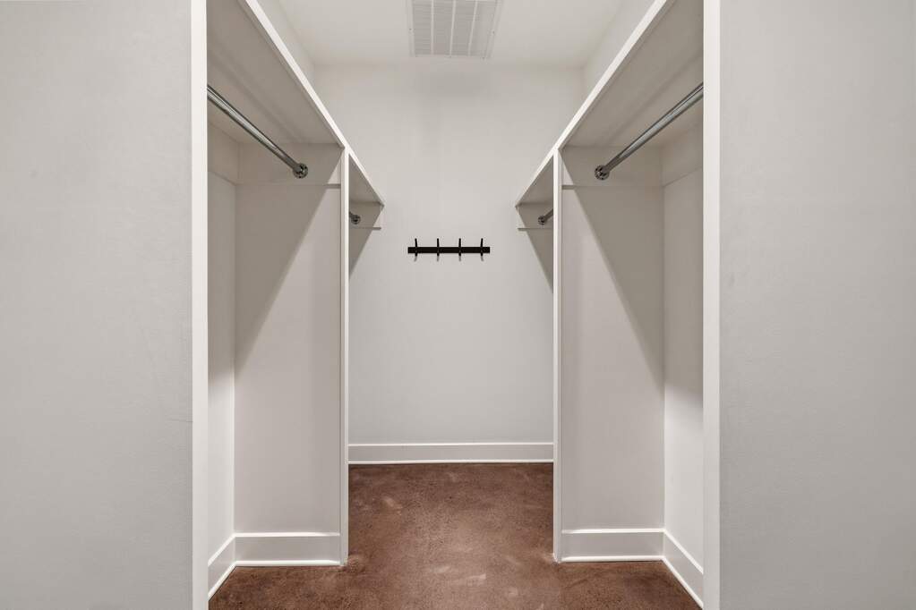 4 Bedroom Single Family Home/House's Image 40