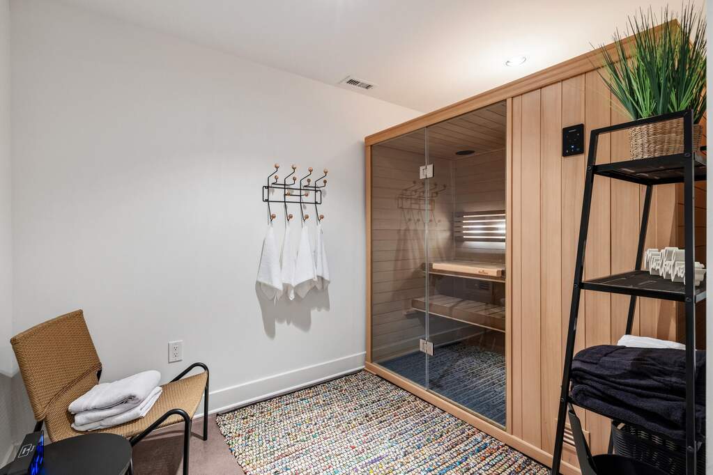 4 Bedroom Single Family Home/House's Image 41