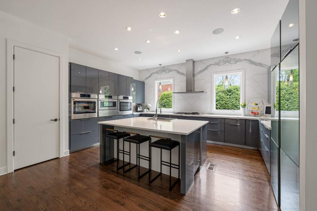 4 Bedroom Single Family Home/House's Image 6