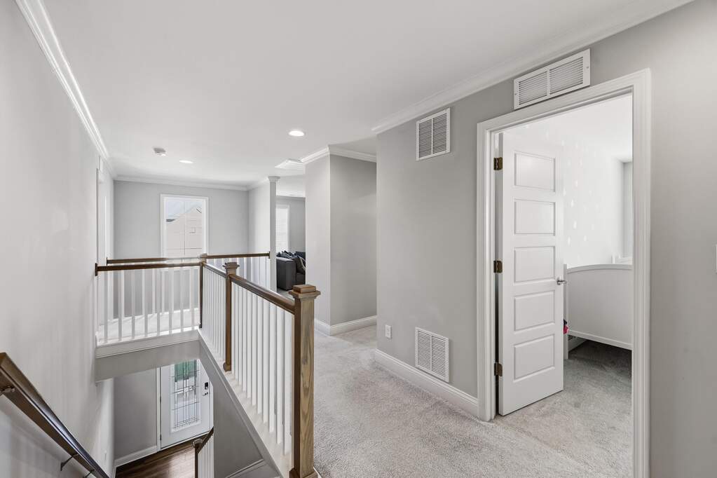 5 Bedroom Single Family Home/House's Image 16