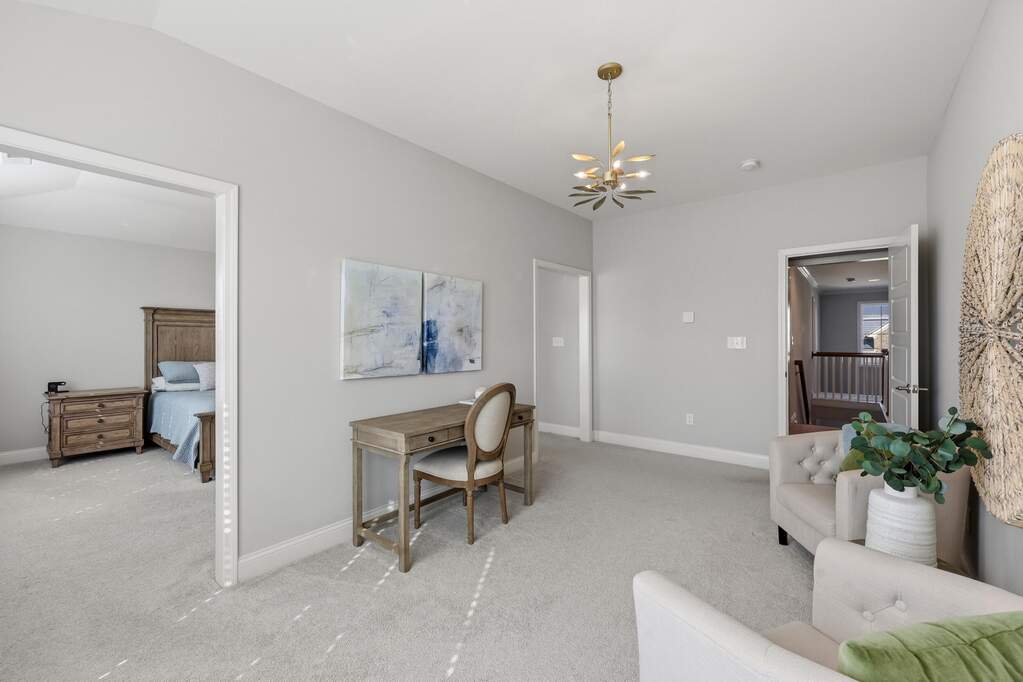 5 Bedroom Single Family Home/House's Image 27