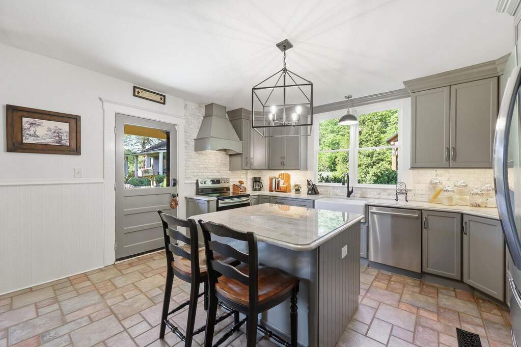 6 Bedroom Farm/Ranch/Plantation's Image 39
