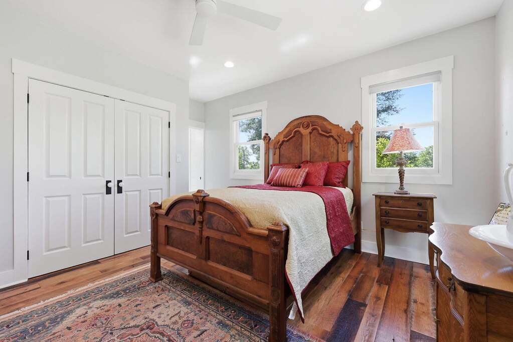 6 Bedroom Farm/Ranch/Plantation's Image 77